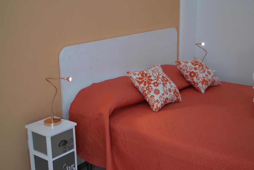 B&B Anna'S Family Terrace Napoli Bagian luar foto
