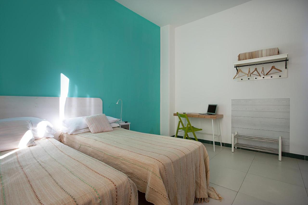 B&B Anna'S Family Terrace Napoli Bagian luar foto