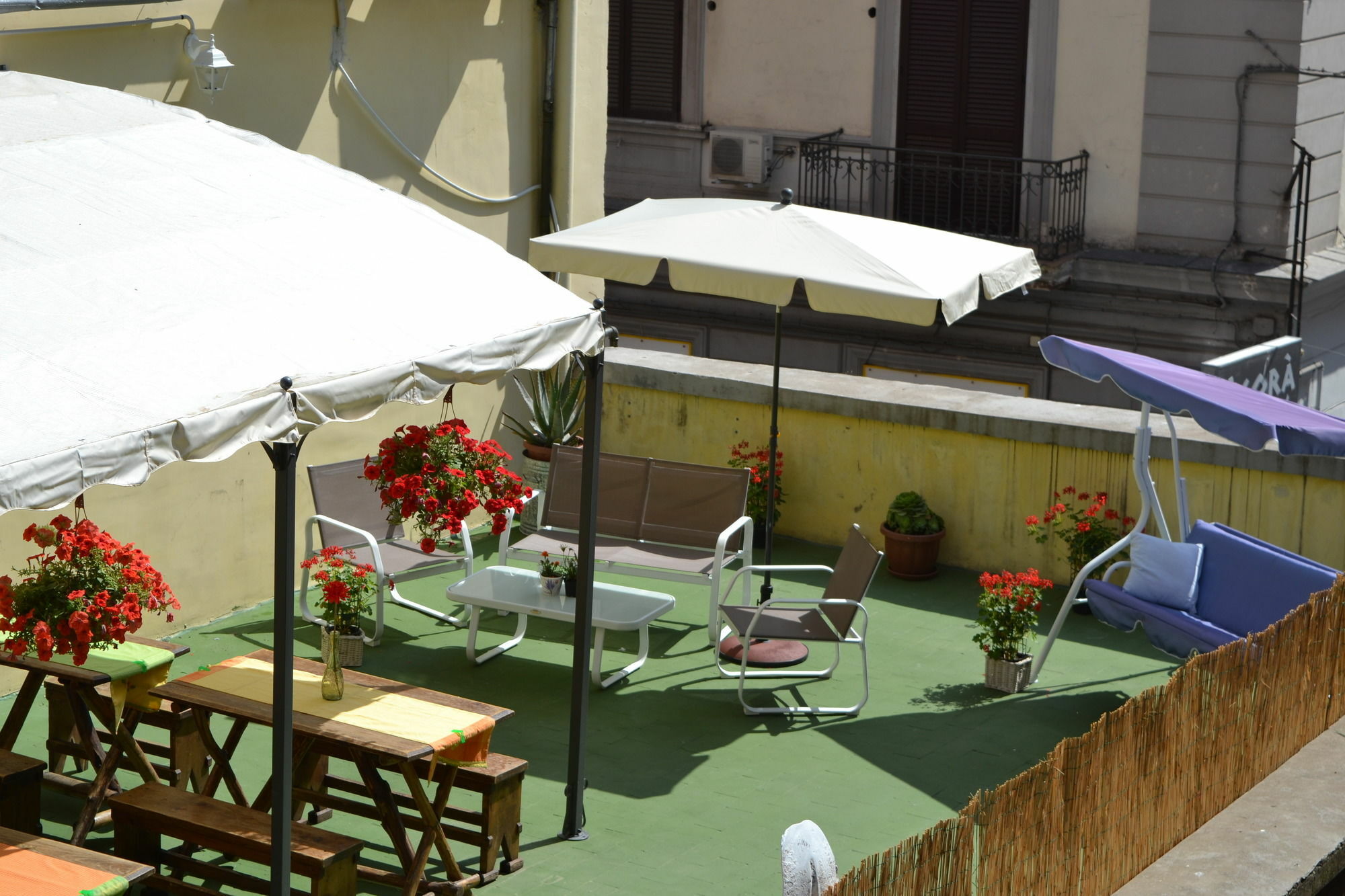 B&B Anna'S Family Terrace Napoli Bagian luar foto